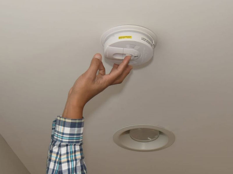 smoke detector installation